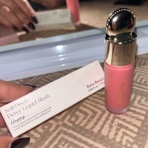 💖BRAND NEW WITH BOX RARE BEAUTY LIQUID BLUSH IN SHADE “HAPPY”🤗